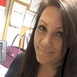 Meet your Posher, Evanne